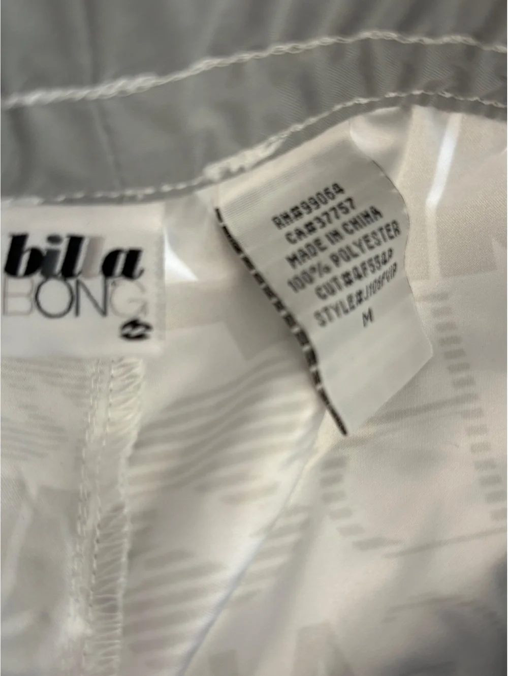 Billabong Women's White Logo Print Athletic Shorts Size Medium